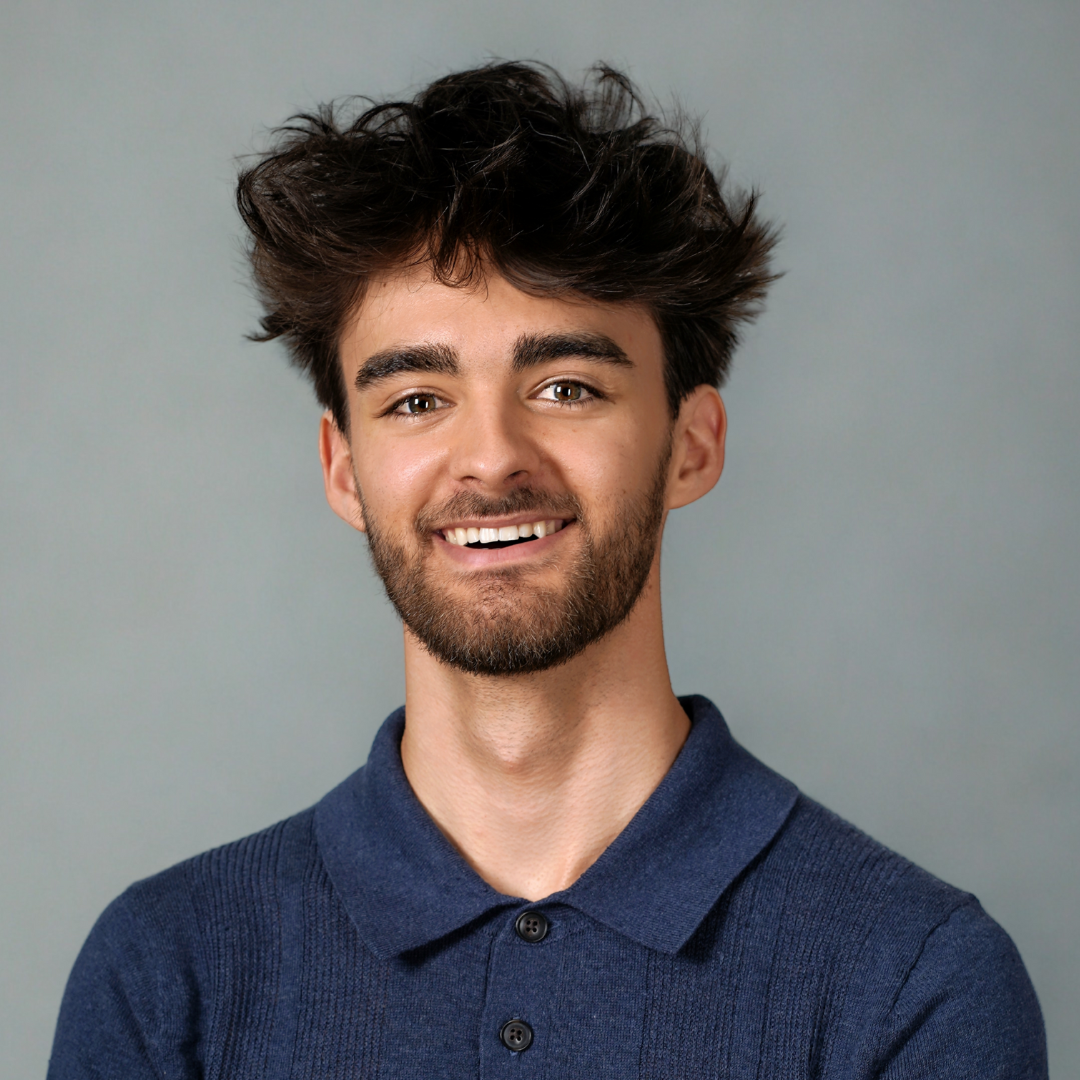 Christopher Martinez headshot
